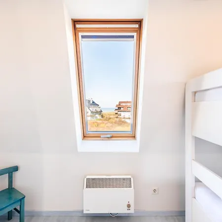 Corner With 2 Bedrooms, Cleaning Included Apartment *
