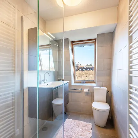Апартаменты In Near The Beach, Cleaning Included Остдёйнкерке