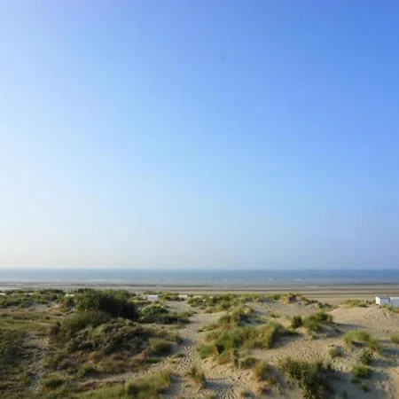 Апартаменты In Near The Beach, Cleaning Included
